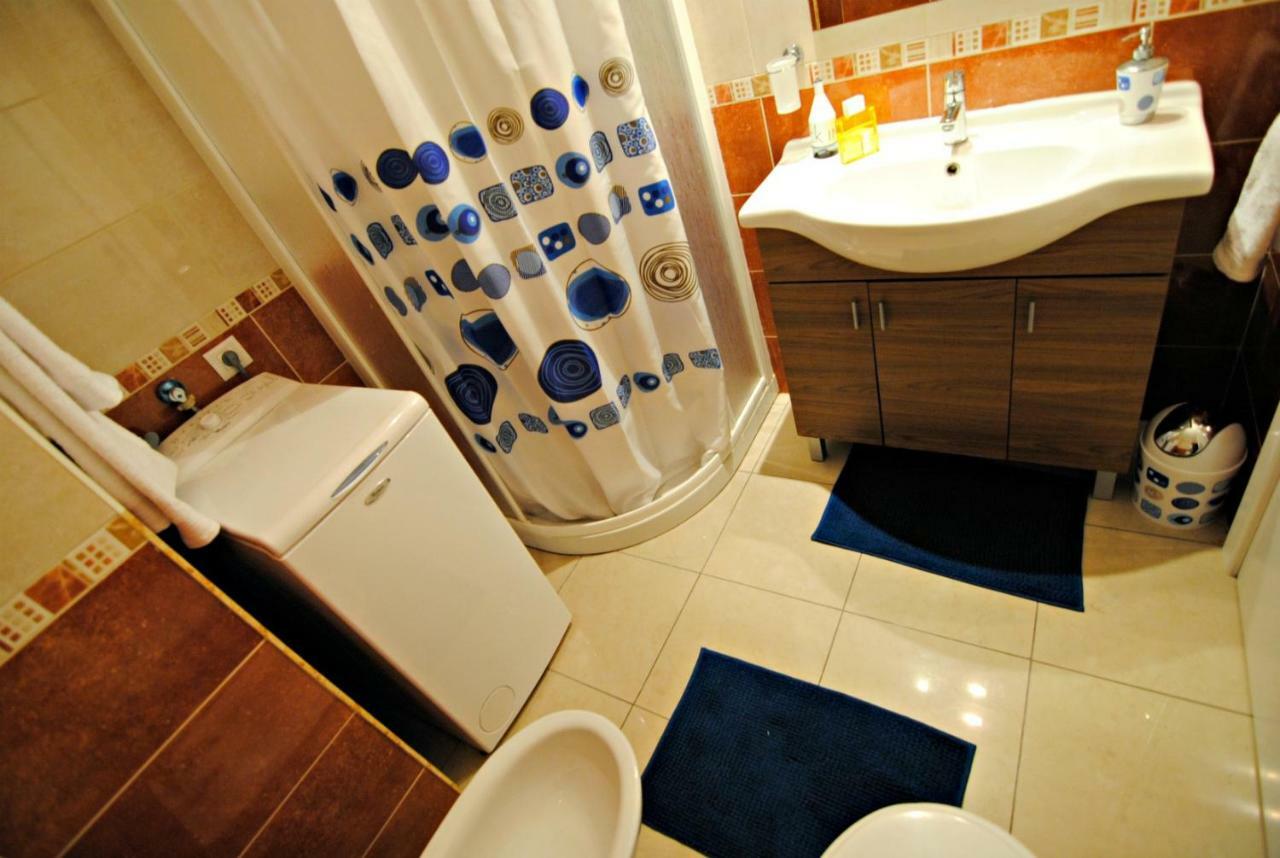 Yumbo Shopping Center 1 By Pride Properties Gc Apartman Gran Canaria Kültér fotó